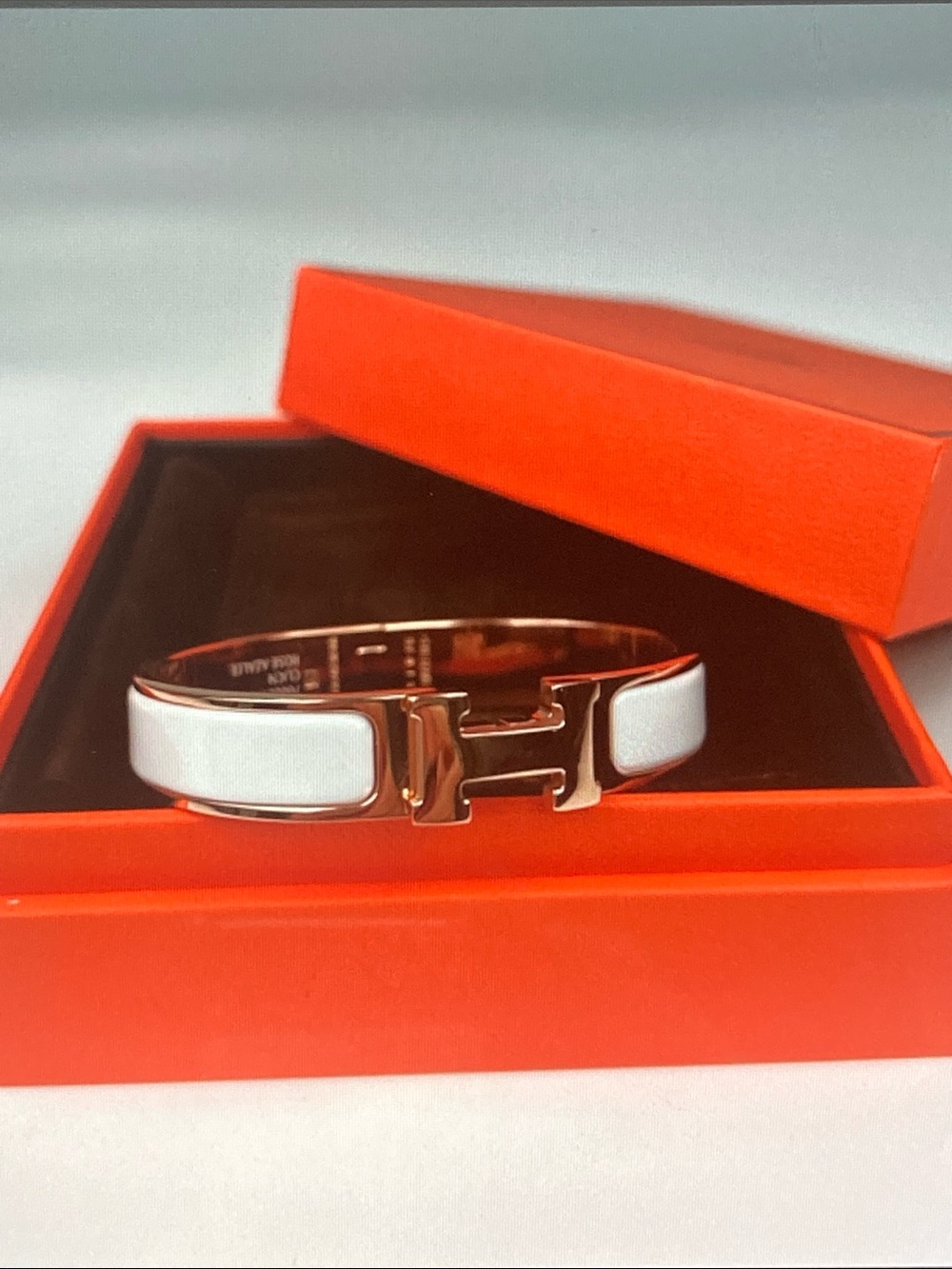 Hermes Clic H Letter Embellished Blanc Women’s Bracelet